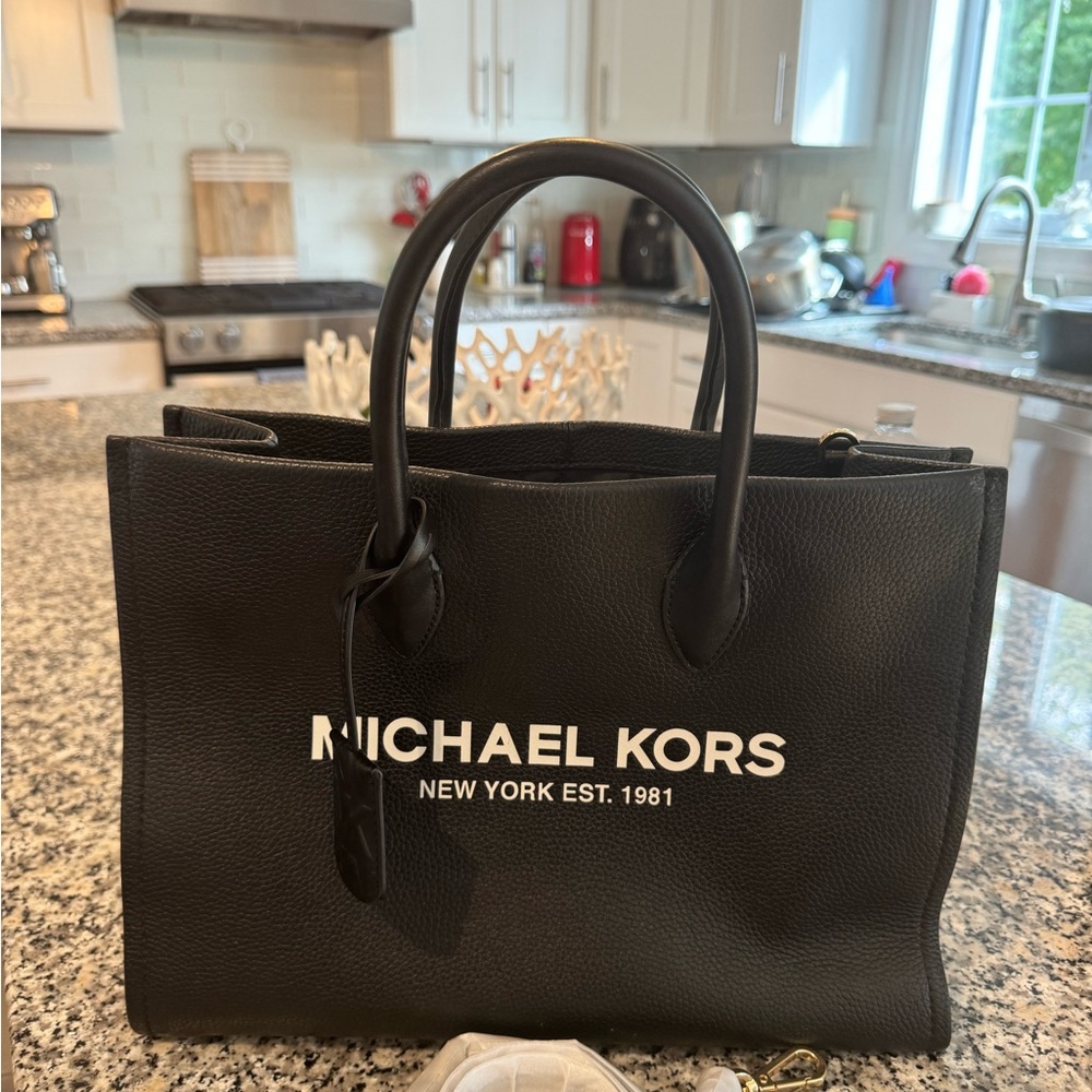 Micheal Kors Tote